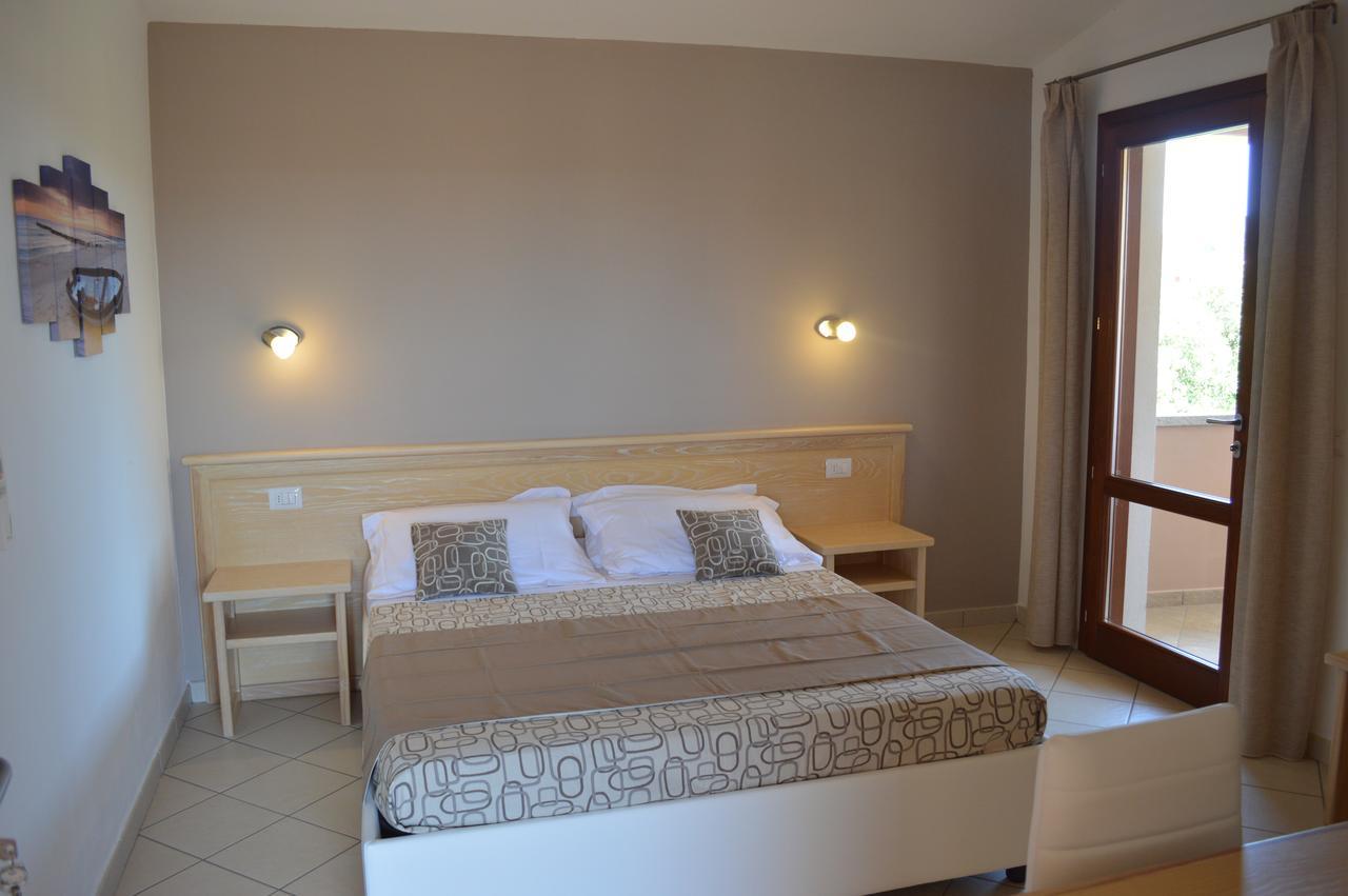 Guest Rooms Affittacamere San Teodoro  Luaran gambar